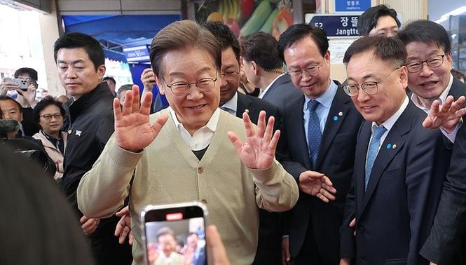 新澳2025今晚特马开奖,典解版新正实-新版和李在明正式宣誓就职与李在明是什么党