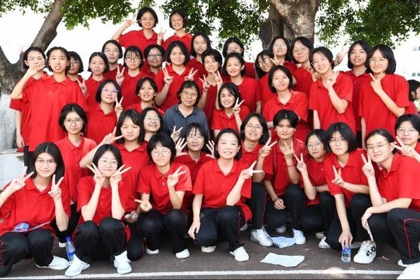 2025最新免费资料大全和张桂梅将第15次送考与张桂梅连续11年送考从未缺席
